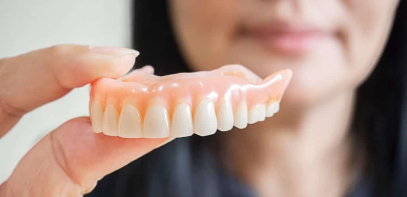 The Impact of Dentures on Oral Health and Daily Life: What You Need to Know